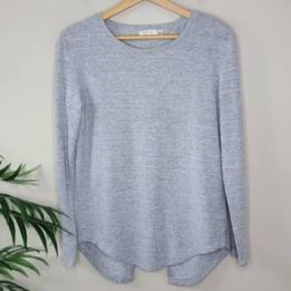 Rd Style Brand Size Medium Gray 34 Sleeve Top